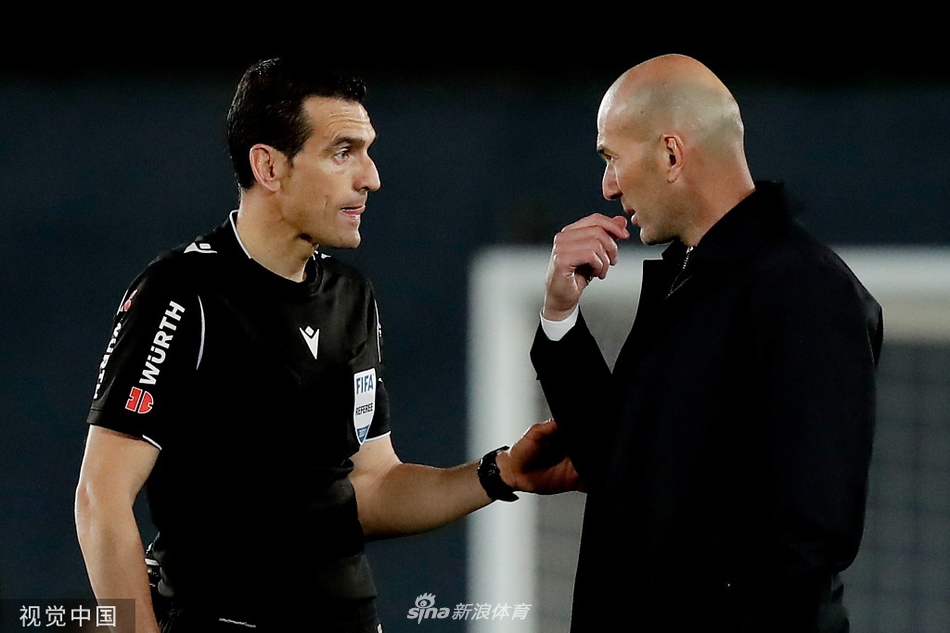 [西甲]皇马2-2塞维利亚 皇马压哨扳平