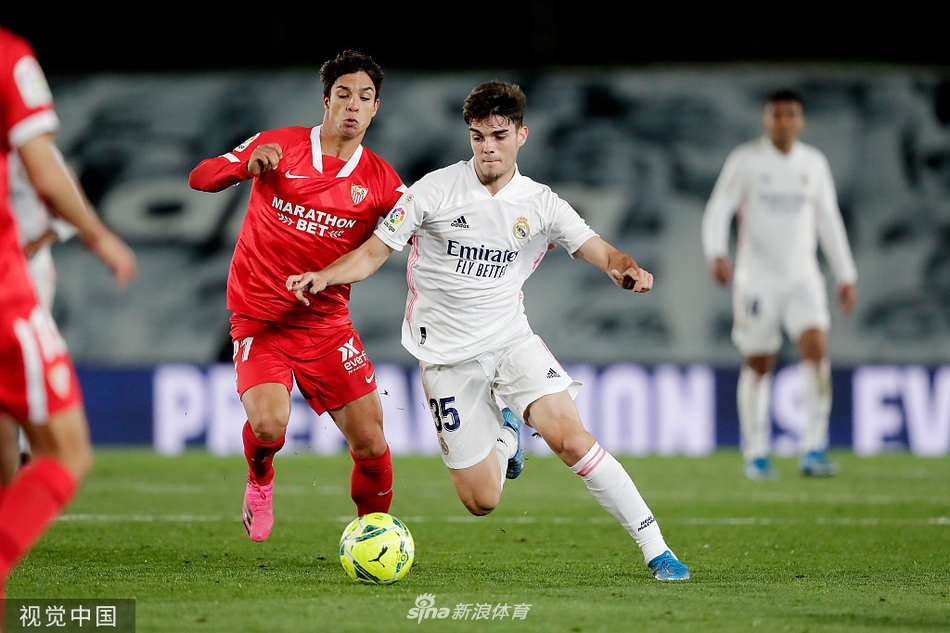 [西甲]皇马2-2塞维利亚 皇马压哨扳平