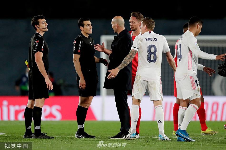 [西甲]皇马2-2塞维利亚 皇马压哨扳平