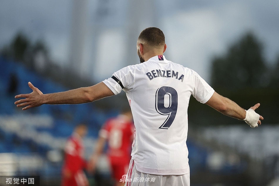 [西甲]皇马2-2塞维利亚 皇马压哨扳平