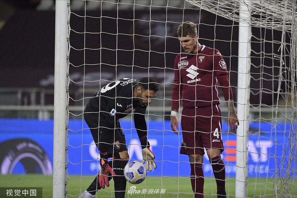 [意甲]都灵0-7AC米兰 雷比奇帽子戏法