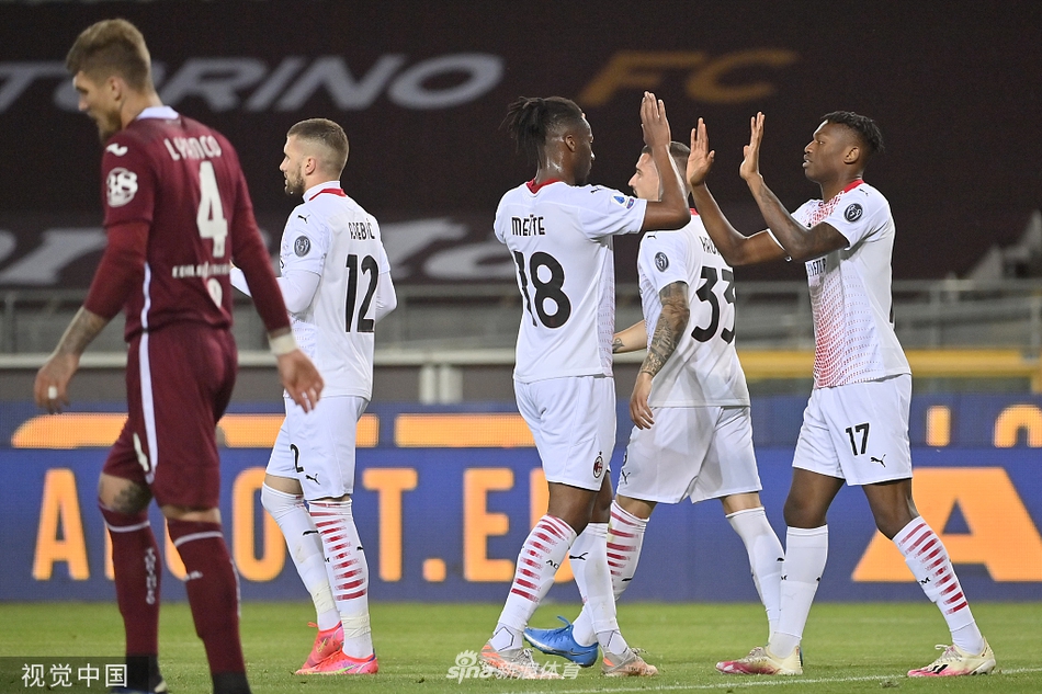 [意甲]都灵0-7AC米兰 雷比奇帽子戏法