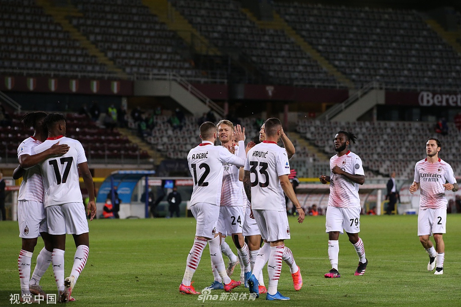 [意甲]都灵0-7AC米兰 雷比奇帽子戏法