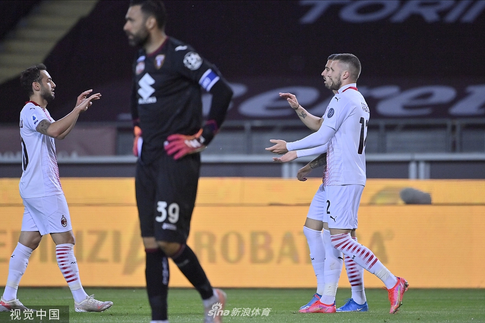 [意甲]都灵0-7AC米兰 雷比奇帽子戏法