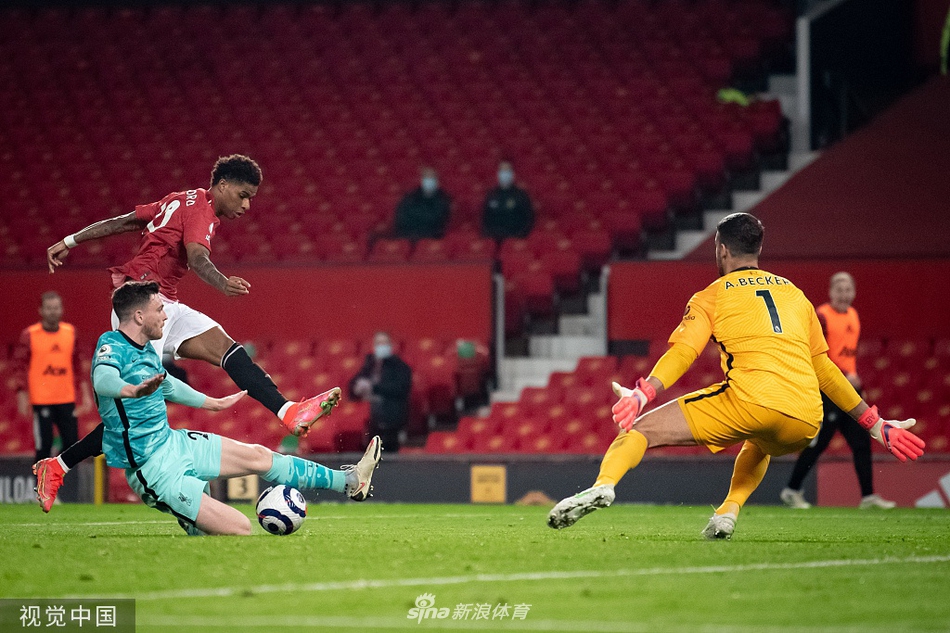 [英超]曼联2-4利物浦 菲尔米诺两球