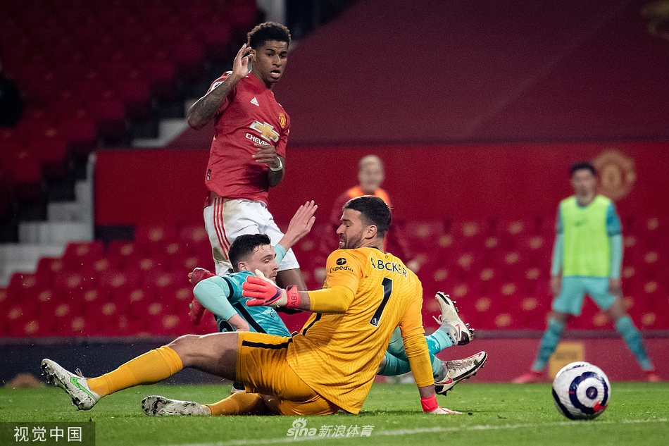 [英超]曼联2-4利物浦 菲尔米诺两球