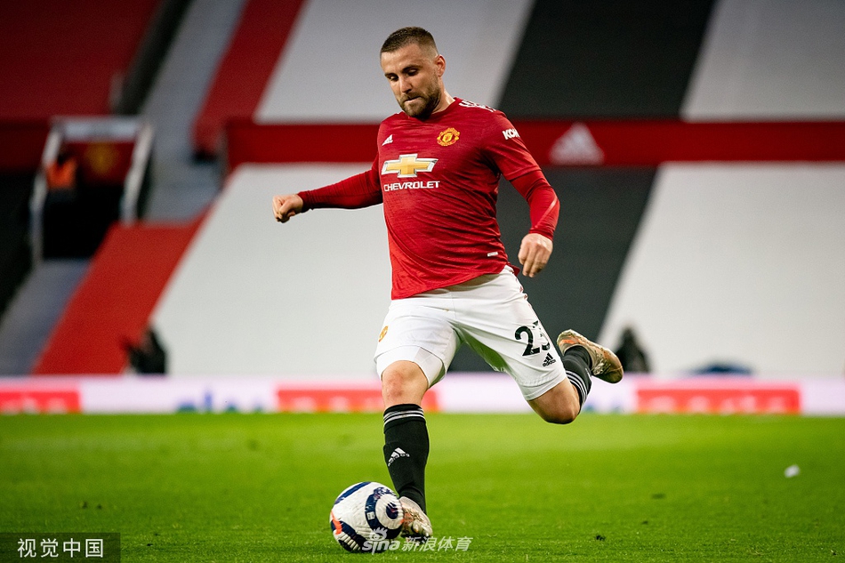 [英超]曼联2-4利物浦 菲尔米诺两球