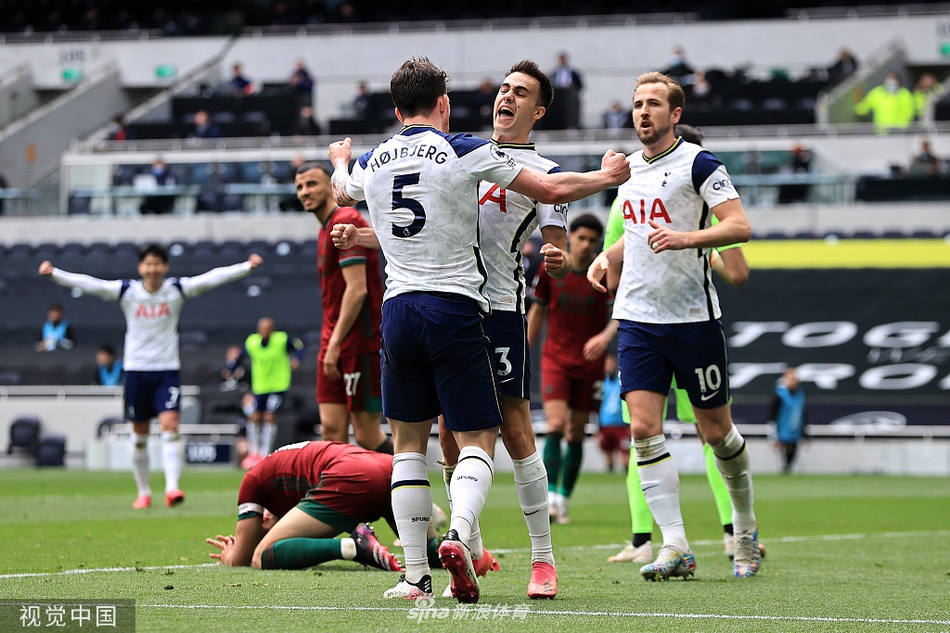 [英超]热刺2-0狼队 凯恩破门