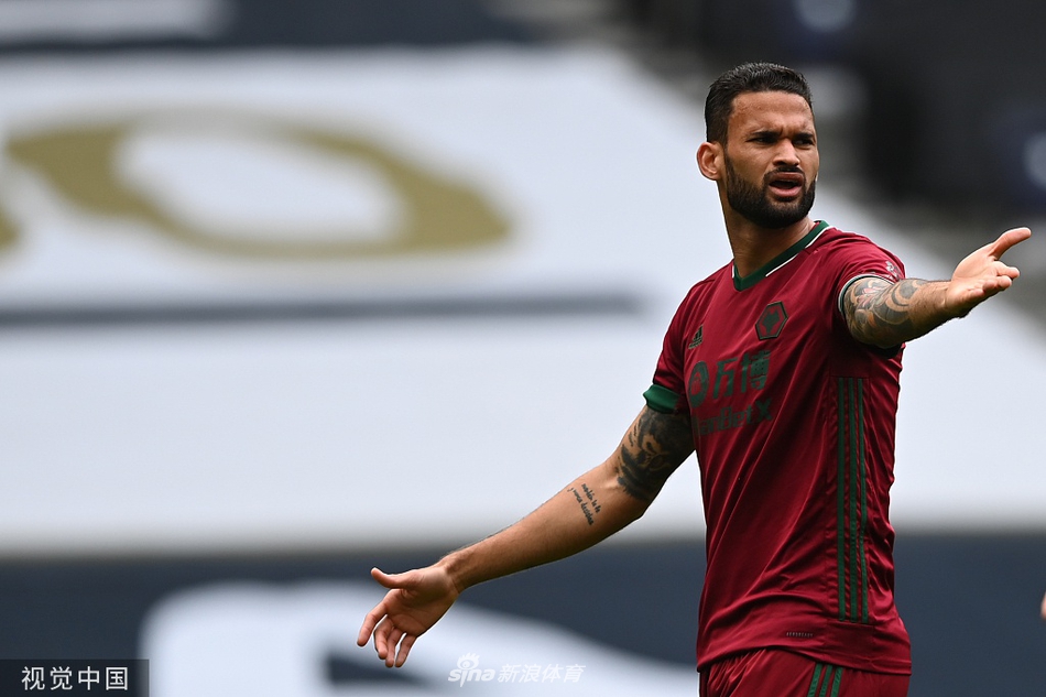 [英超]热刺2-0狼队 凯恩破门