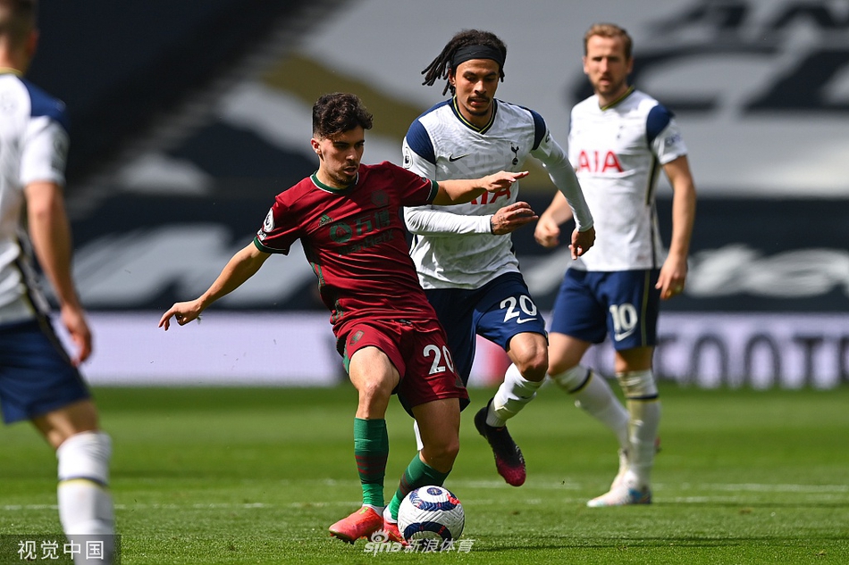 [英超]热刺2-0狼队 凯恩破门