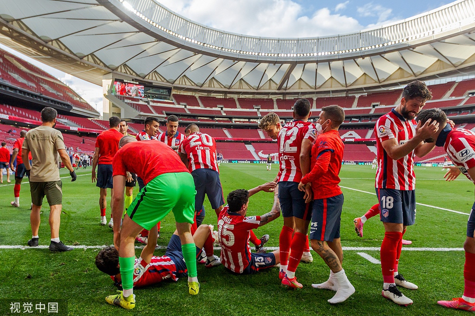 [西甲]奥萨苏纳1-2马竞 苏亚雷斯绝杀