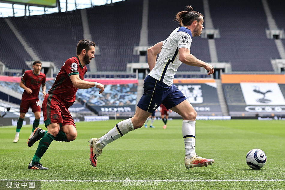 [英超]热刺2-0狼队 凯恩破门