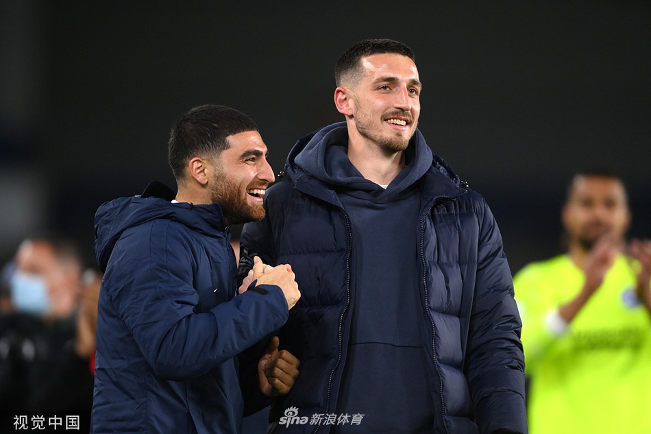 [英超]布莱顿3-2曼城 布莱顿大逆转