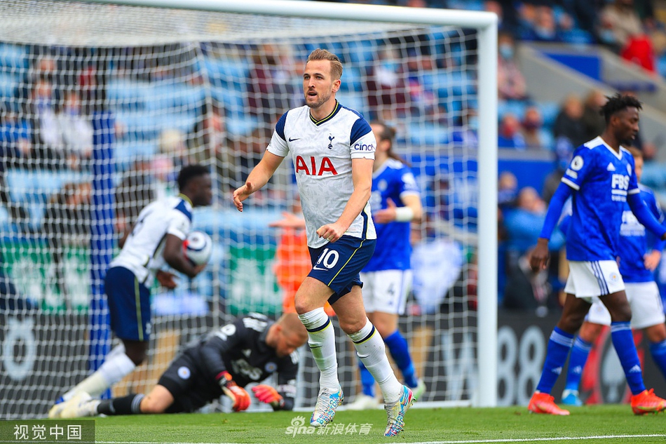 [英超]莱斯特2-4热刺 贝尔两球
