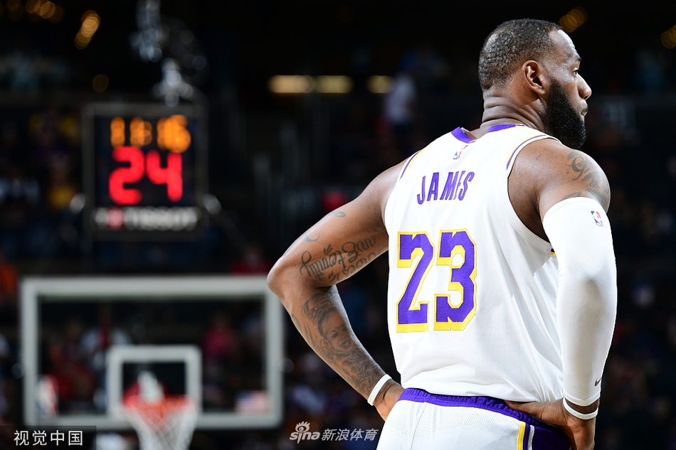[NBA季后赛]湖人90-99太阳 詹姆斯两双难救主