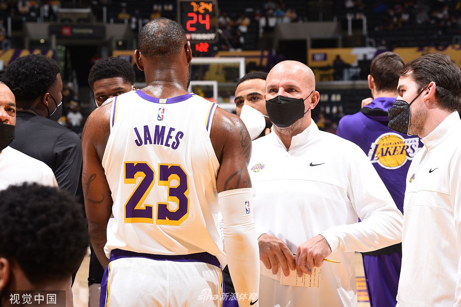 [NBA季后赛]湖人92-100太阳 总分2-2平