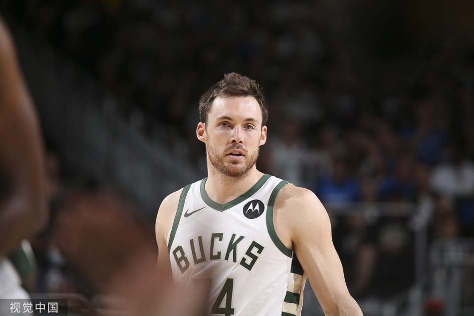 [NBA季后赛]篮网96-107雄鹿