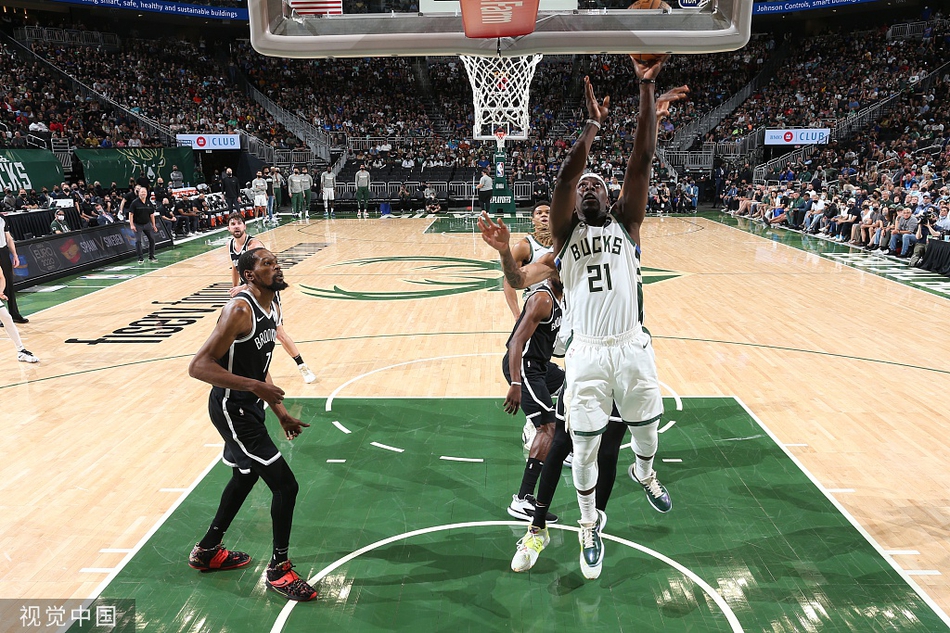 [NBA季后赛]篮网96-107雄鹿