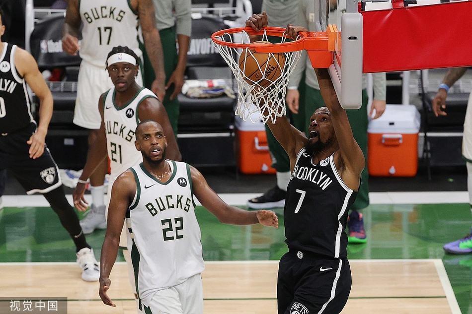 [NBA季后赛]篮网96-107雄鹿