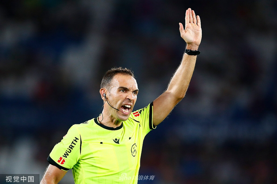 [西甲]莱万特3-3皇马 威尼修斯两球