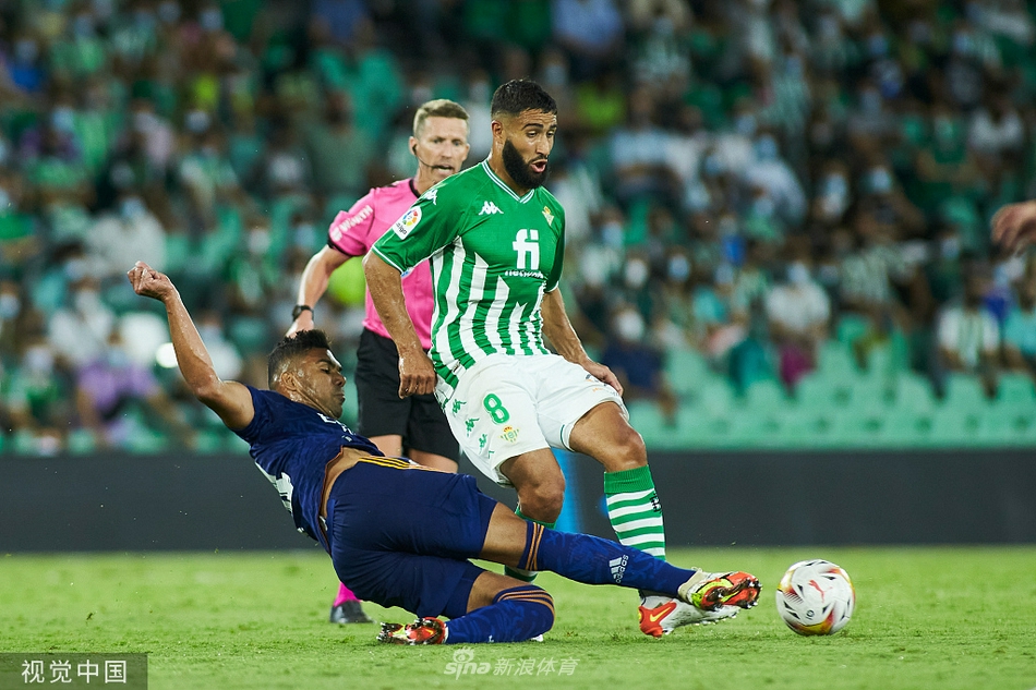 [西甲]贝蒂斯0-1皇马 本泽马助攻