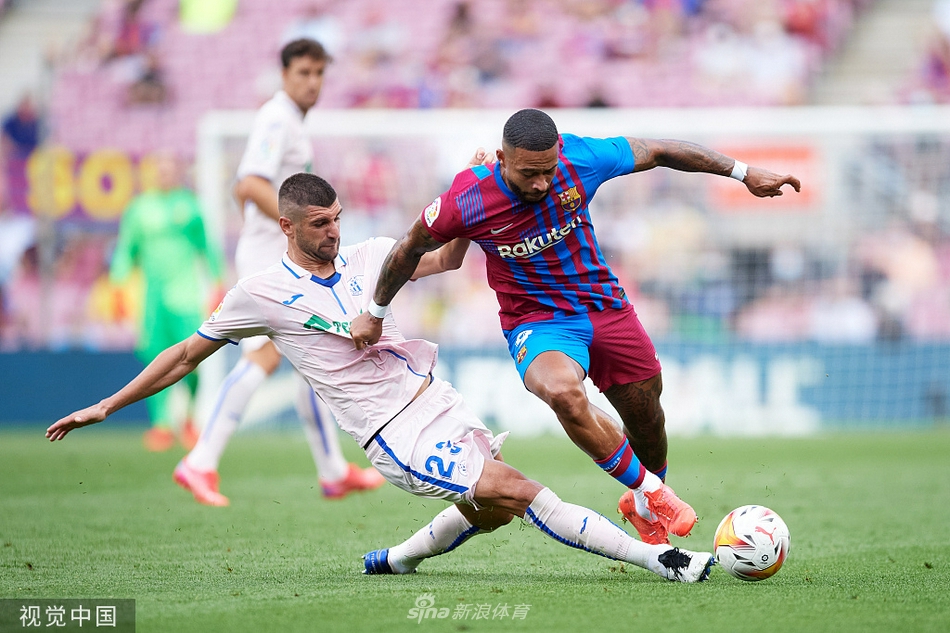 [西甲]巴萨2-1赫塔菲 德佩破门