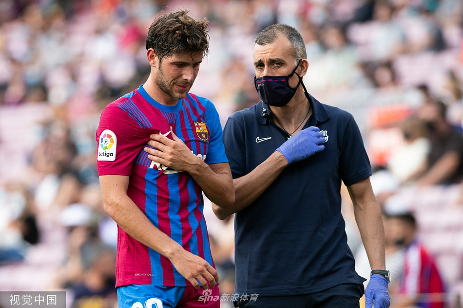 [西甲]巴萨2-1赫塔菲 德佩破门