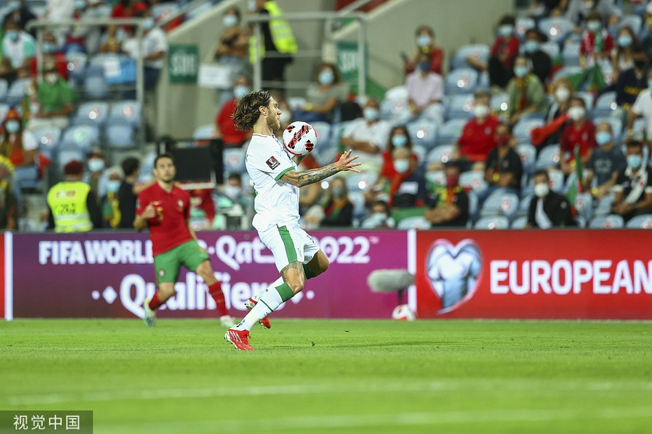 [世预赛]葡萄牙2-1爱尔兰 C罗两球致胜