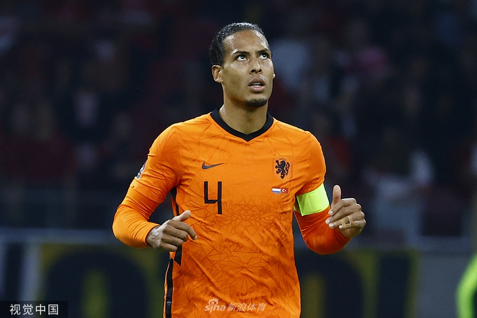 [世预赛]荷兰6-1土耳其 德佩帽子戏法