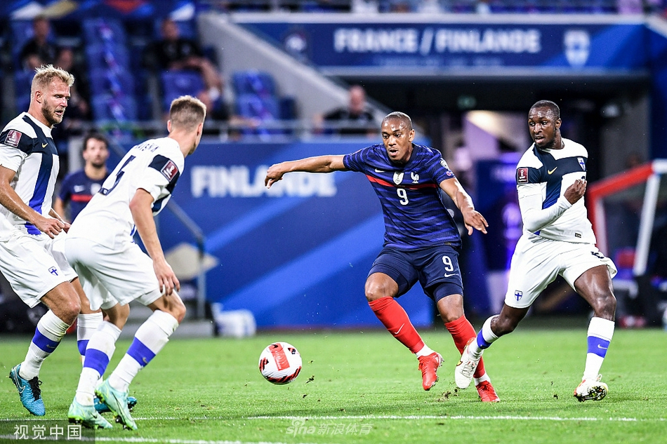 [世预赛]法国2-0芬兰 格列兹曼两球