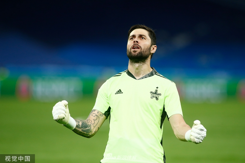 [欧冠]皇马1-2谢里夫 本泽马破门