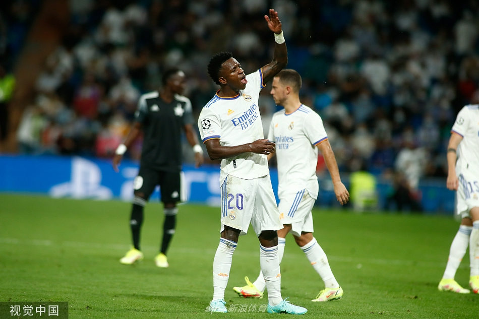 [欧冠]皇马1-2谢里夫 本泽马破门