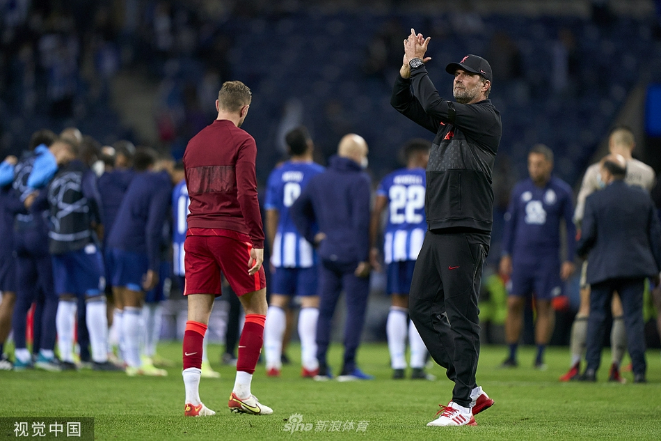 [欧冠]波尔图1-5利物浦 萨拉赫两球