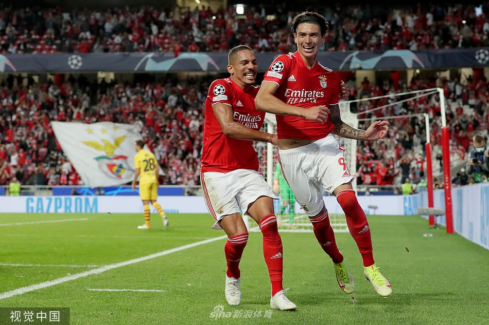 [欧冠]巴萨0-3本菲卡 小组赛遭遇连败