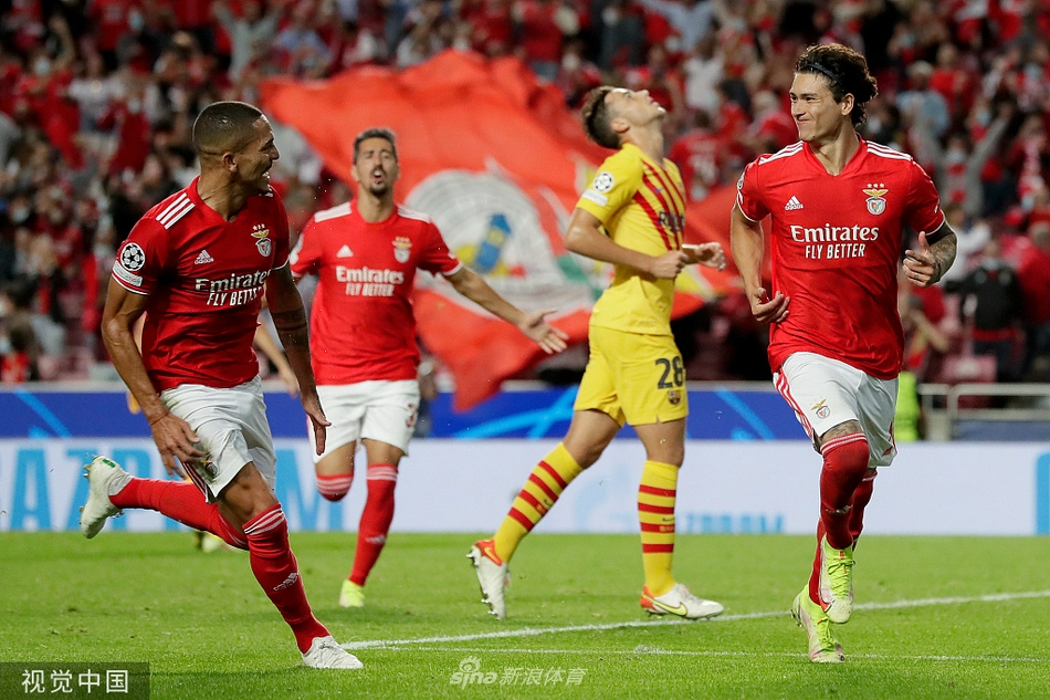 [欧冠]巴萨0-3本菲卡 小组赛遭遇连败