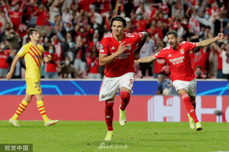 [欧冠]巴萨0-3本菲卡 小组赛遭遇连败