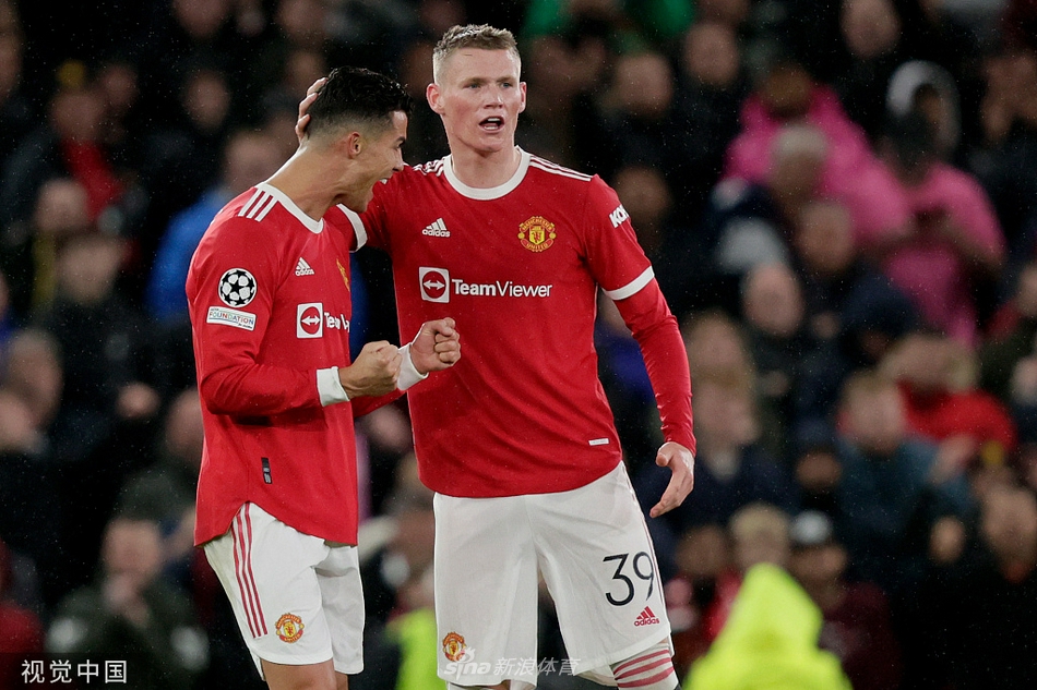 [欧冠]曼联2-1比利亚雷亚尔 C罗95分钟绝杀