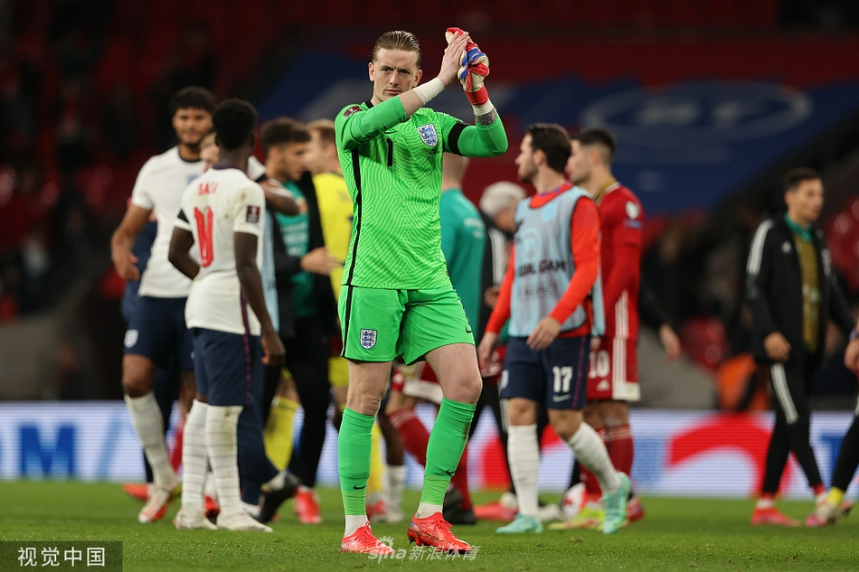 [世预赛]英格兰1-1匈牙利 斯通斯破门