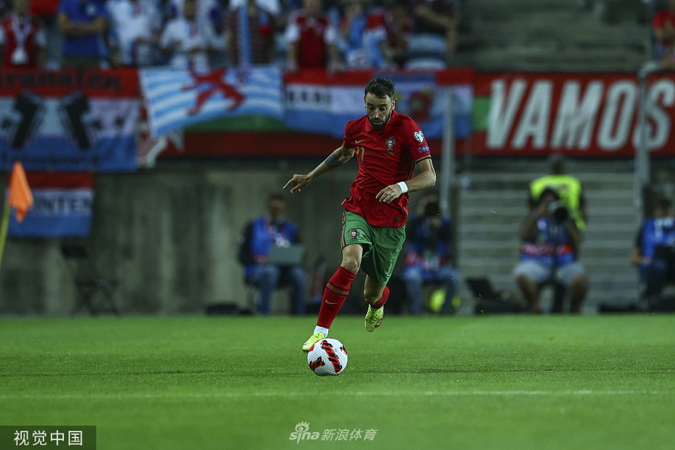 [世预赛]葡萄牙5-0卢森堡 C罗帽子戏法