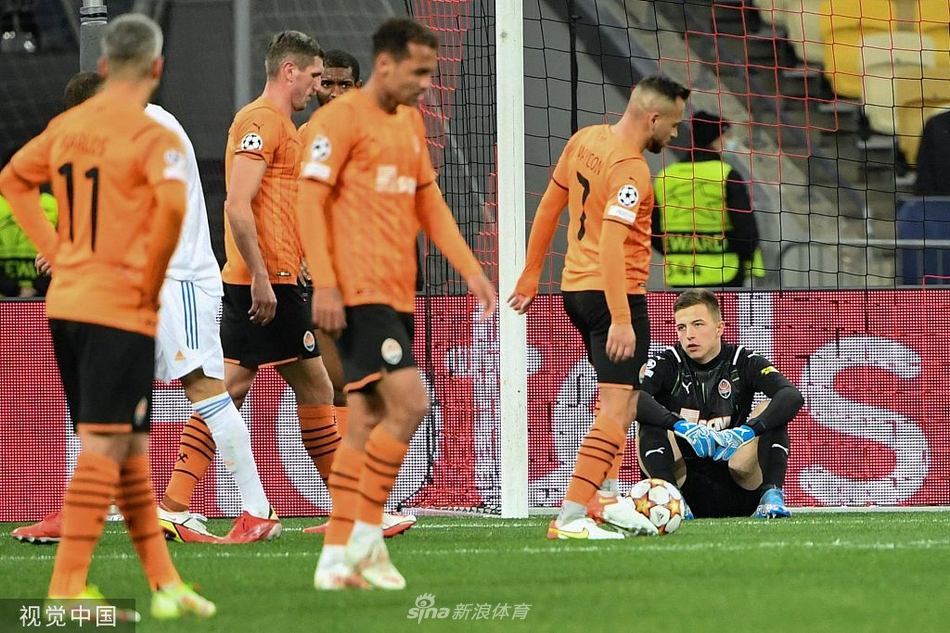 [欧冠]顿涅茨克矿工0-5皇马 威尼修斯两球