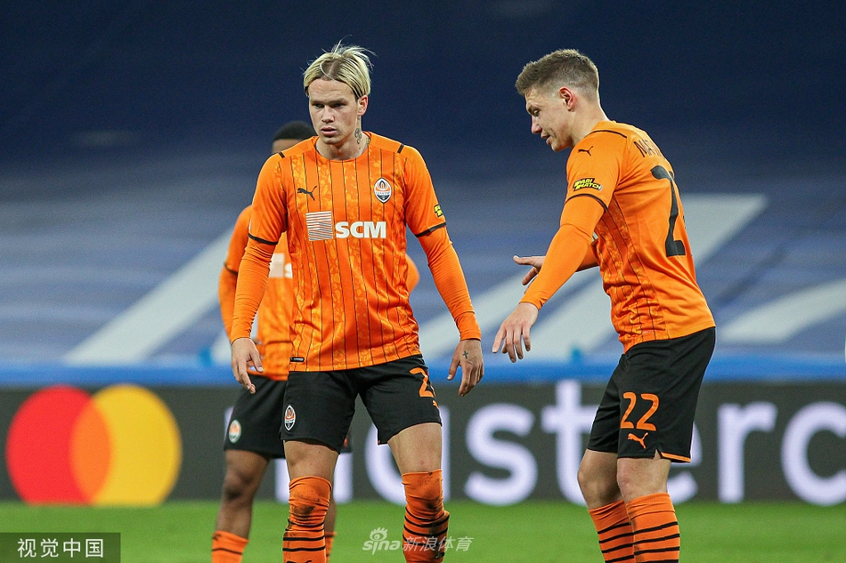 [欧冠]皇马2-1顿涅茨克矿工 本泽马两球