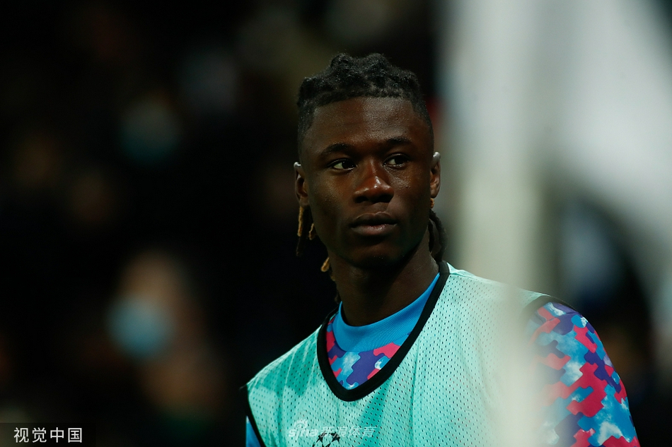 [欧冠]皇马2-1顿涅茨克矿工 本泽马两球