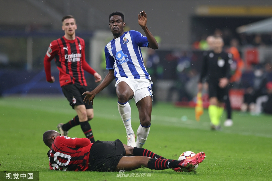 [欧冠]AC米兰1-1波尔图 终结三连败