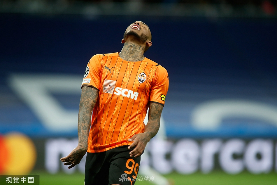 [欧冠]皇马2-1顿涅茨克矿工 本泽马两球