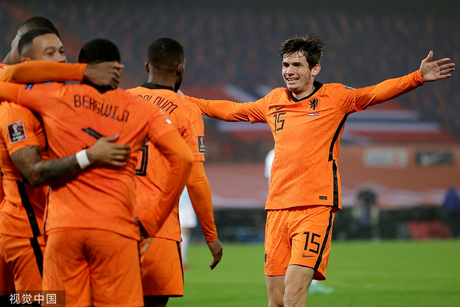 [世预赛]荷兰2-0挪威 德佩破门