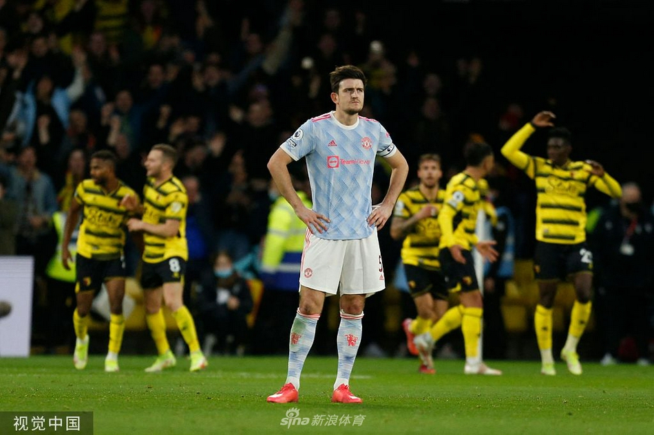 [英超]沃特福德4-1曼联 马奎尔红牌
