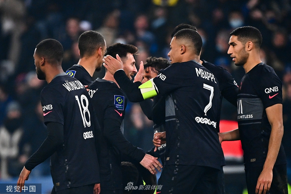 [法甲]巴黎圣日耳曼3-1南特 梅西破门