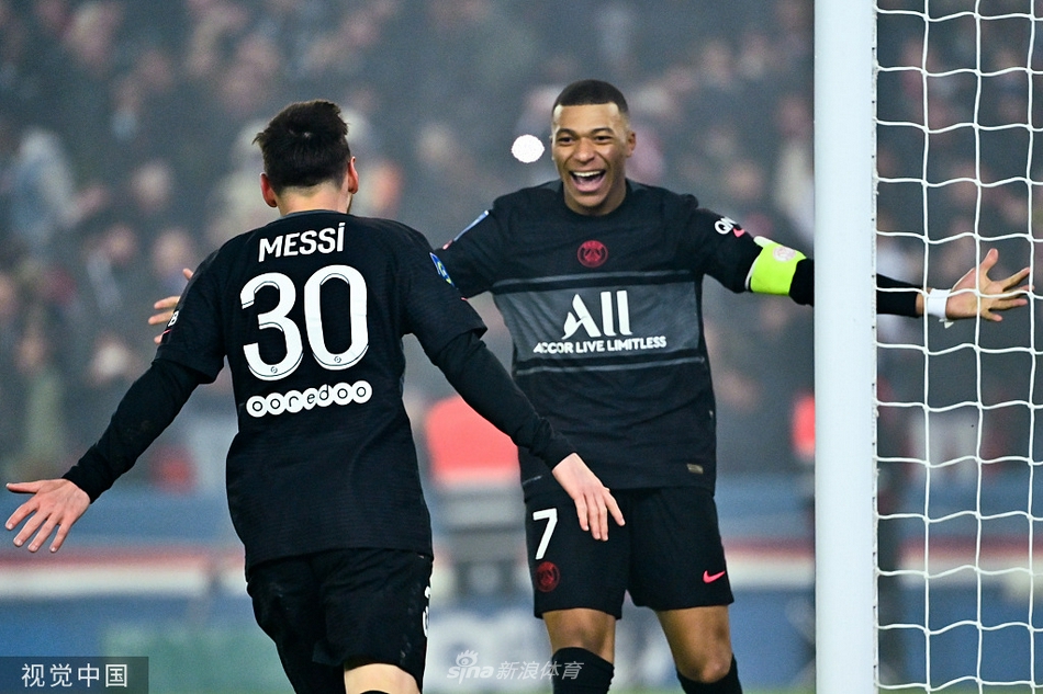 [法甲]巴黎圣日耳曼3-1南特 梅西破门