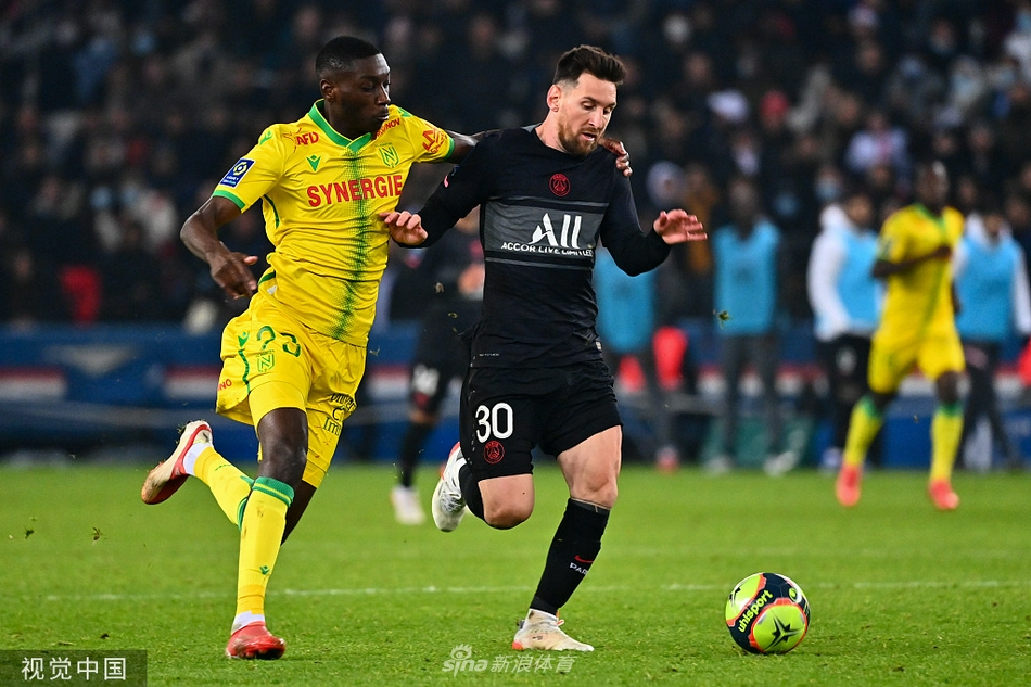 [法甲]巴黎圣日耳曼3-1南特 梅西破门