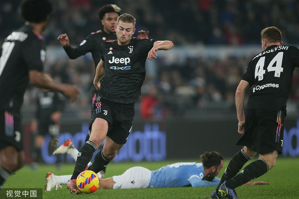 [意甲]拉齐奥0-2尤文 博努奇两球